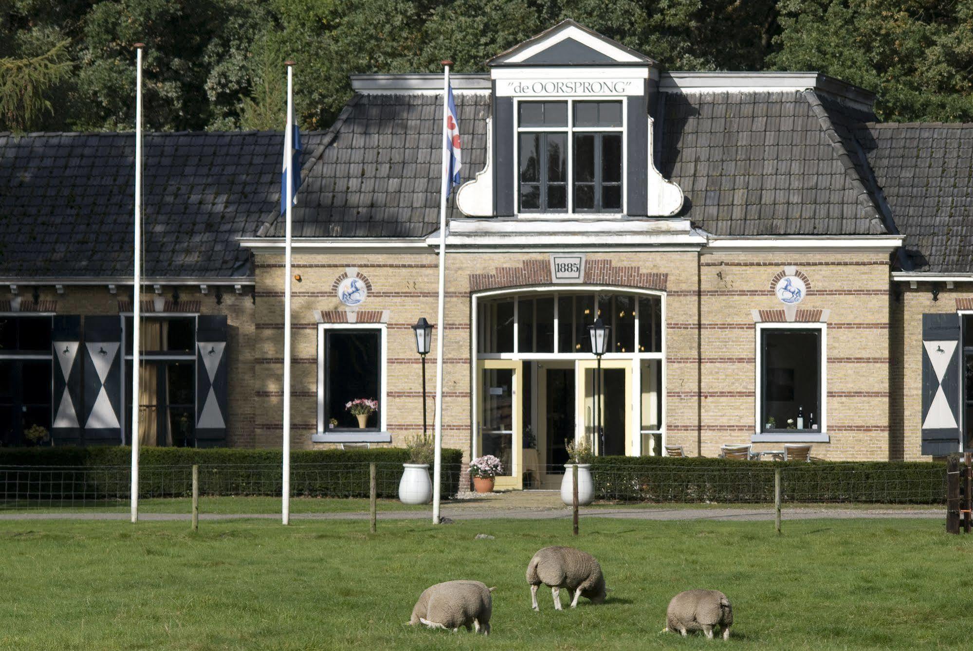 Hotel Restaurant 'De Oorsprong' Sint Nicolaasga Exterior foto